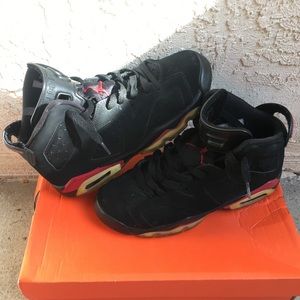 Air Jordan 6 Retro Black Varsity Red 2010